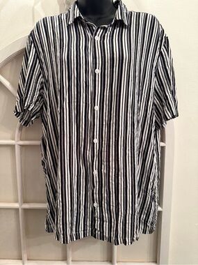 ASOS Black & White Vertical Stripe Short-Sleeve Button-Down Shirt